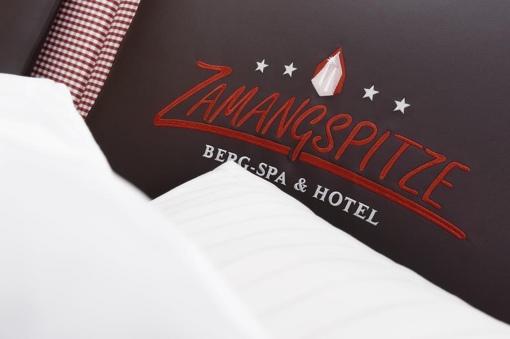 Berg-Spa & Hotel Zamangspitze Sankt Gallenkirch Eksteriør bilde