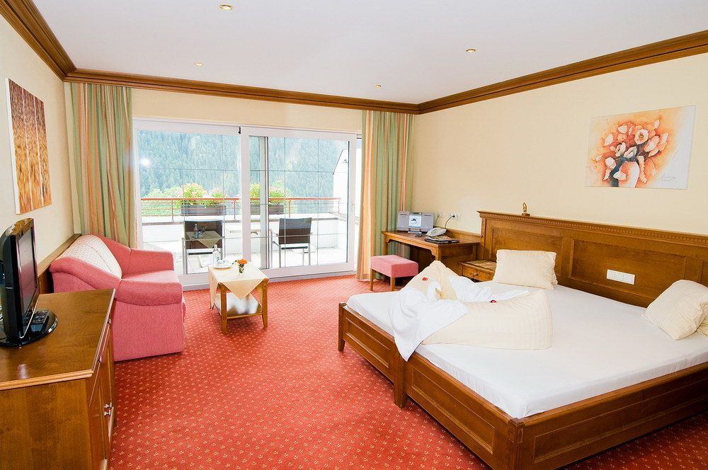 Berg-Spa & Hotel Zamangspitze Sankt Gallenkirch Eksteriør bilde