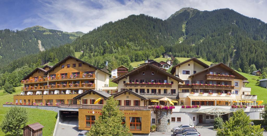 Berg-Spa & Hotel Zamangspitze Sankt Gallenkirch Eksteriør bilde