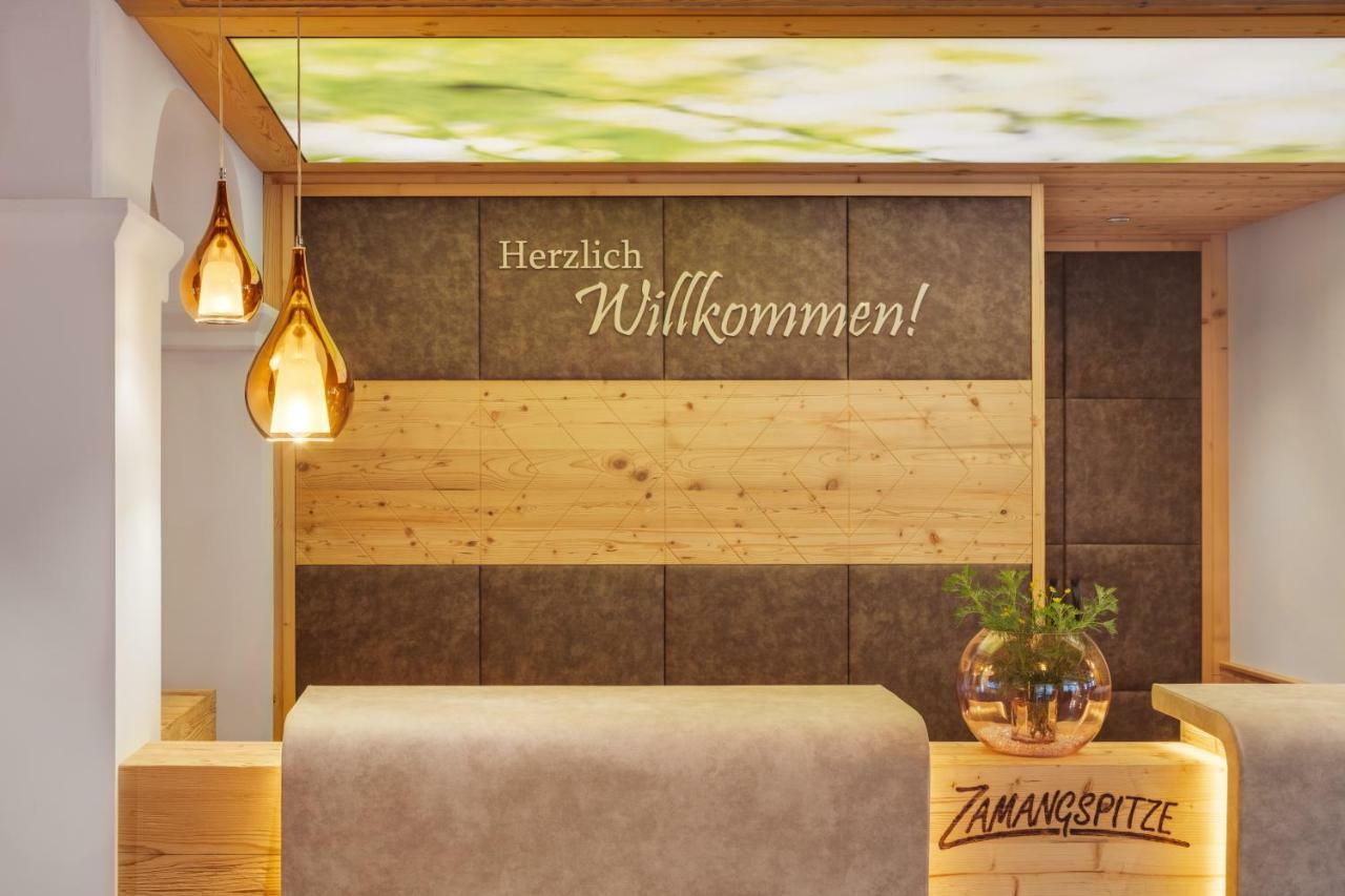 Berg-Spa & Hotel Zamangspitze Sankt Gallenkirch Eksteriør bilde